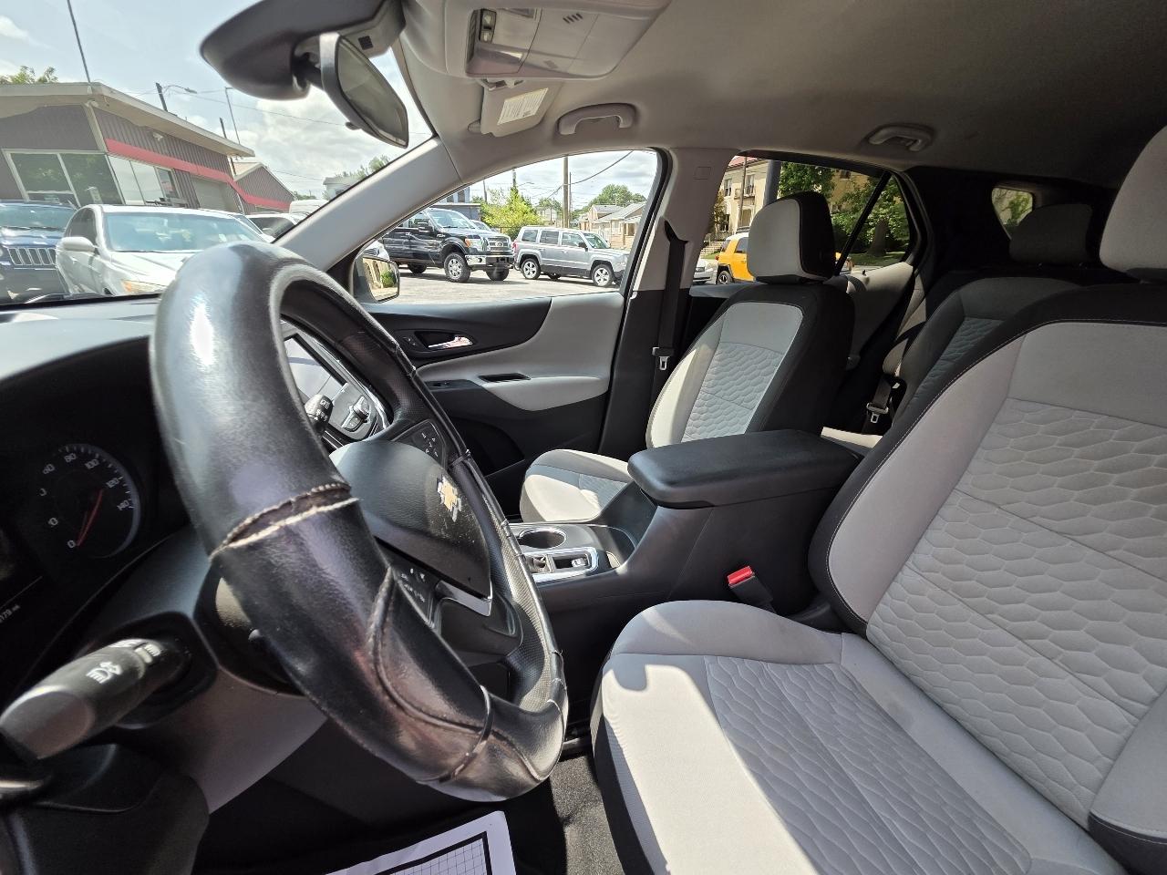Chevrolet Equinox LS 2WD 2020