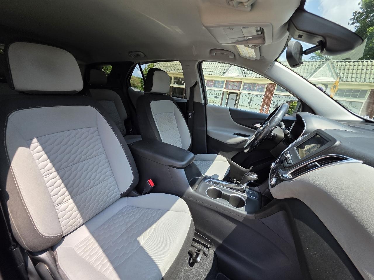 Chevrolet Equinox LS 2WD 2020