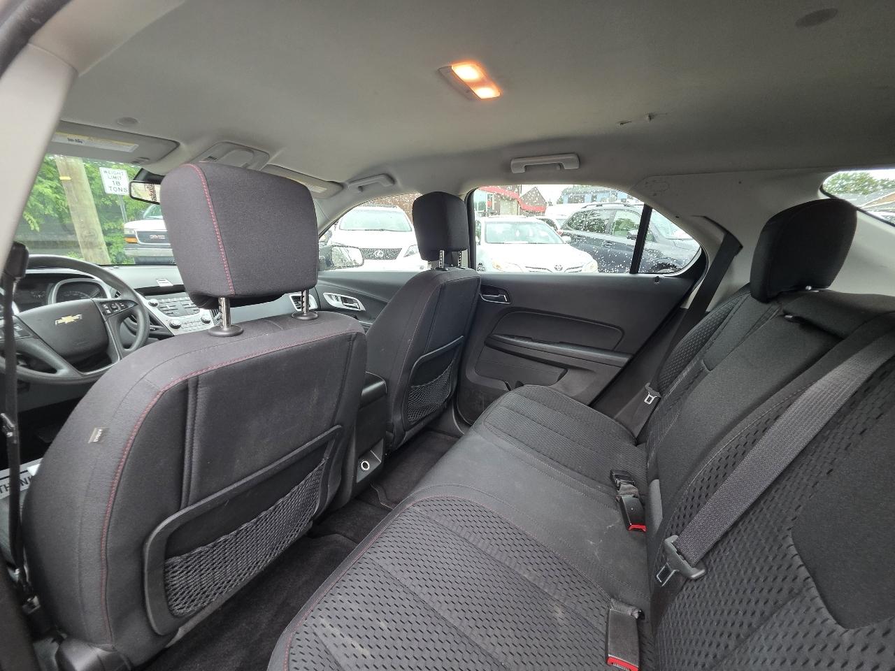 Chevrolet Equinox LS 2WD 2015