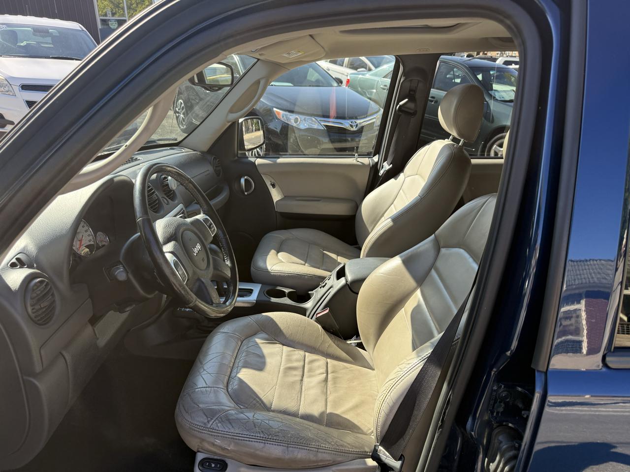 Jeep Liberty Limited 4WD 2004