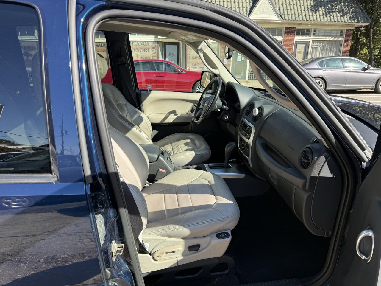 Jeep Liberty Limited 4WD 2004