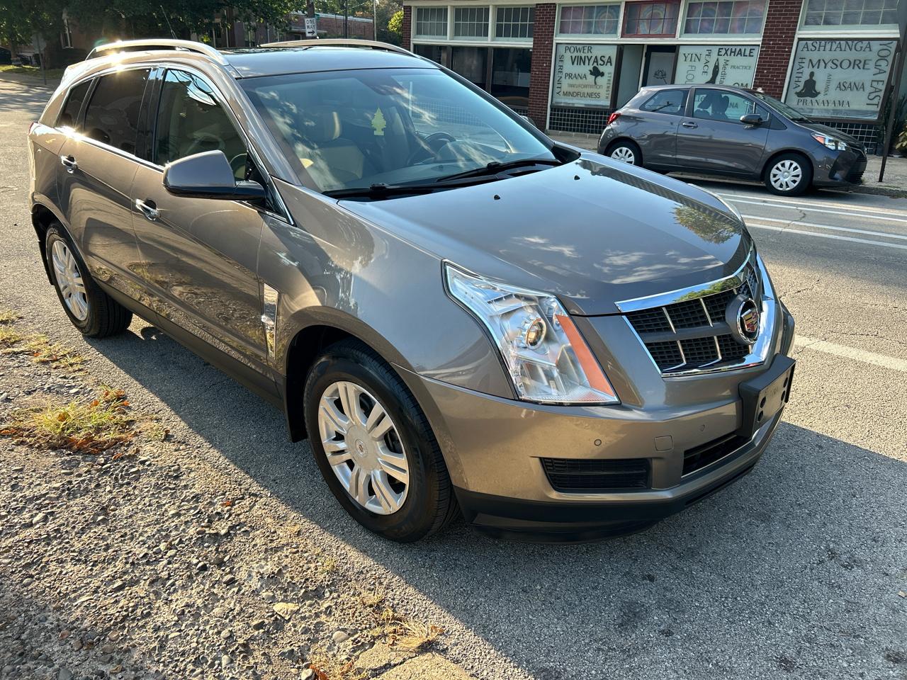 Cadillac SRX Luxury Collection 2011