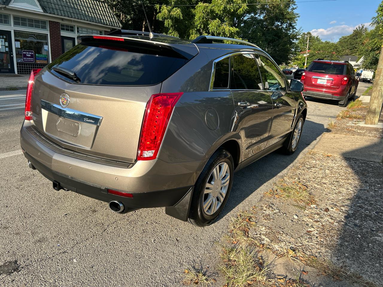Cadillac SRX Luxury Collection 2011