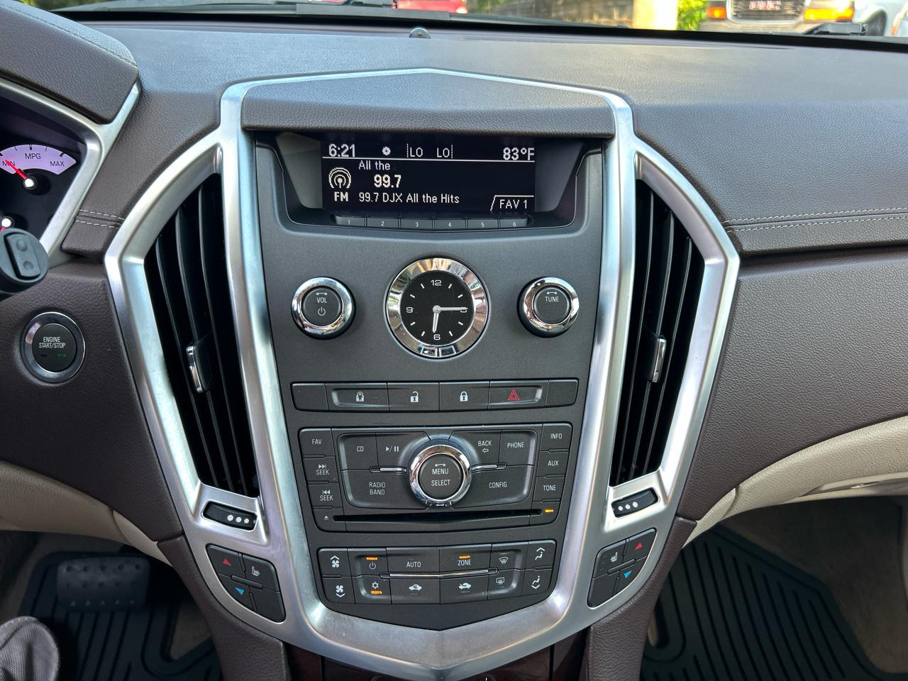 Cadillac SRX Luxury Collection 2011