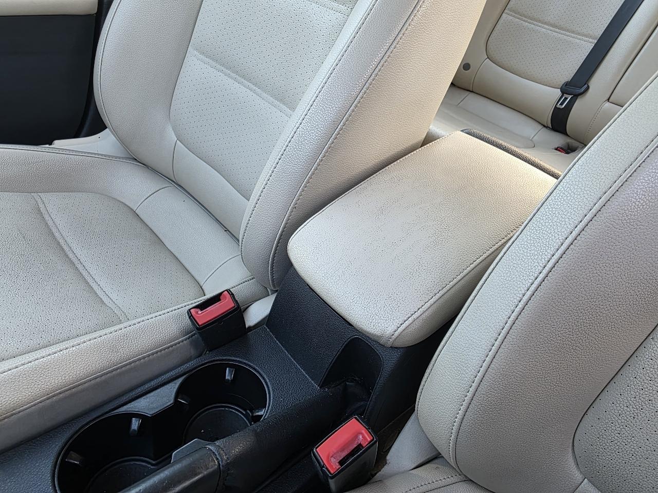 Volkswagen Jetta SE 2013