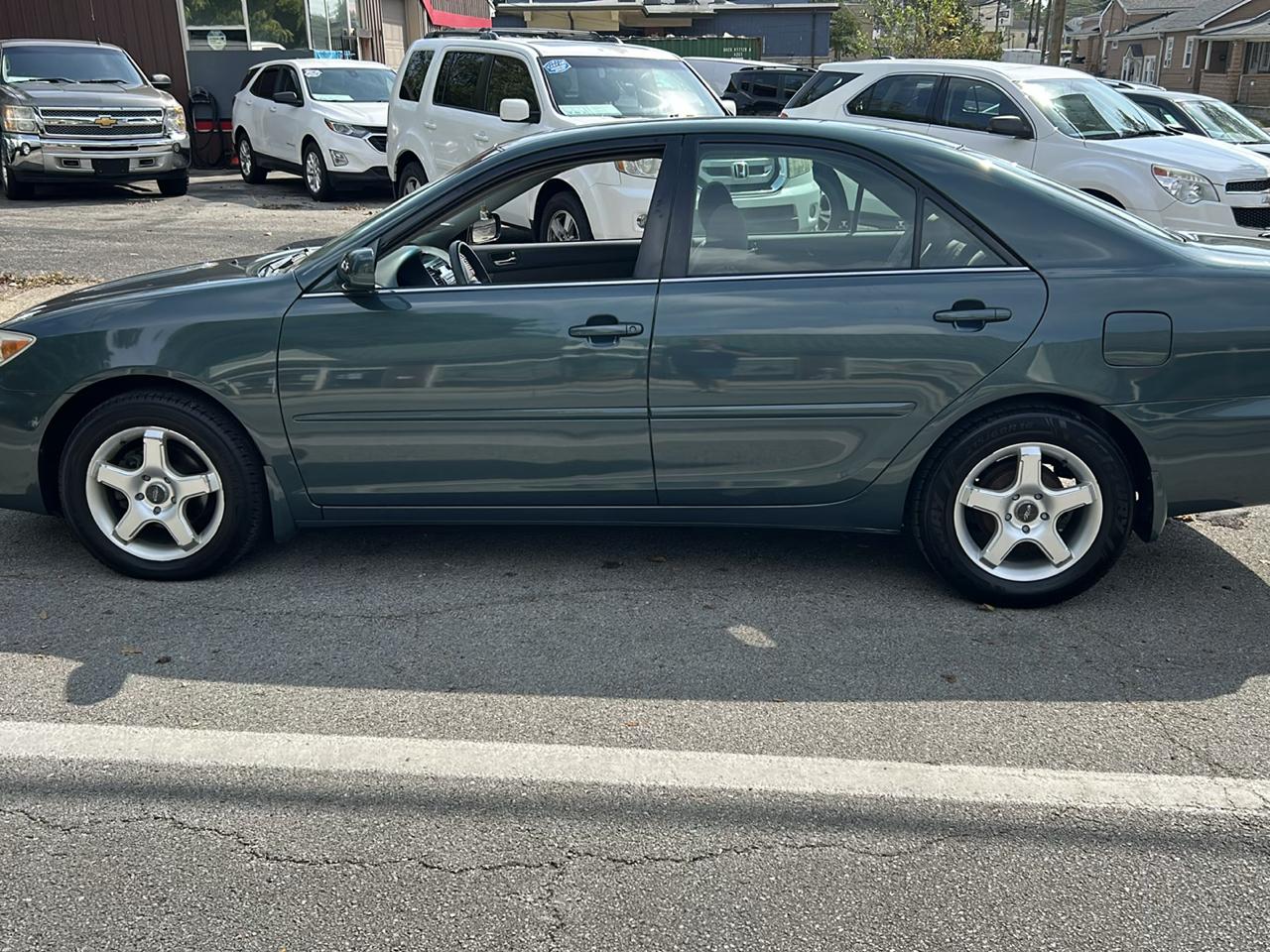 Toyota Camry LE 2006
