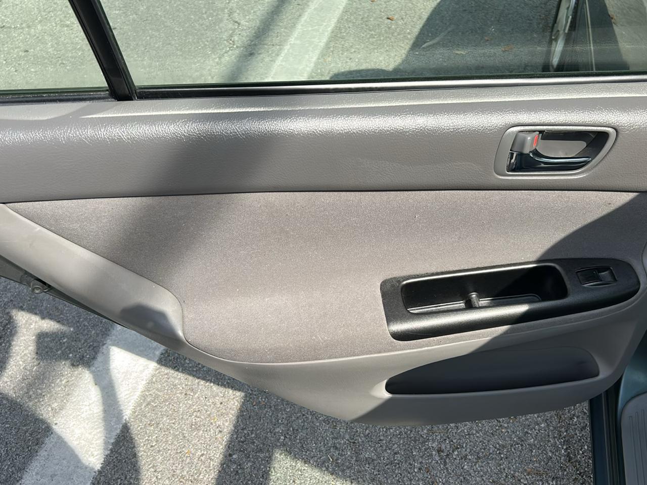 Toyota Camry LE 2006