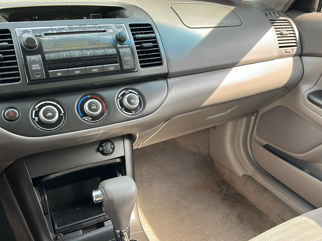 Toyota Camry LE 2006