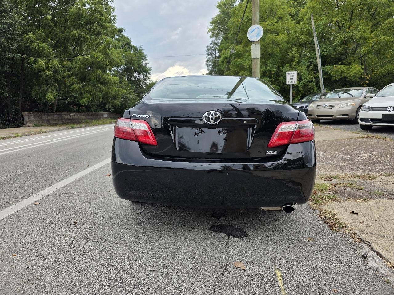 Toyota Camry XLE 4D Sedan 2007
