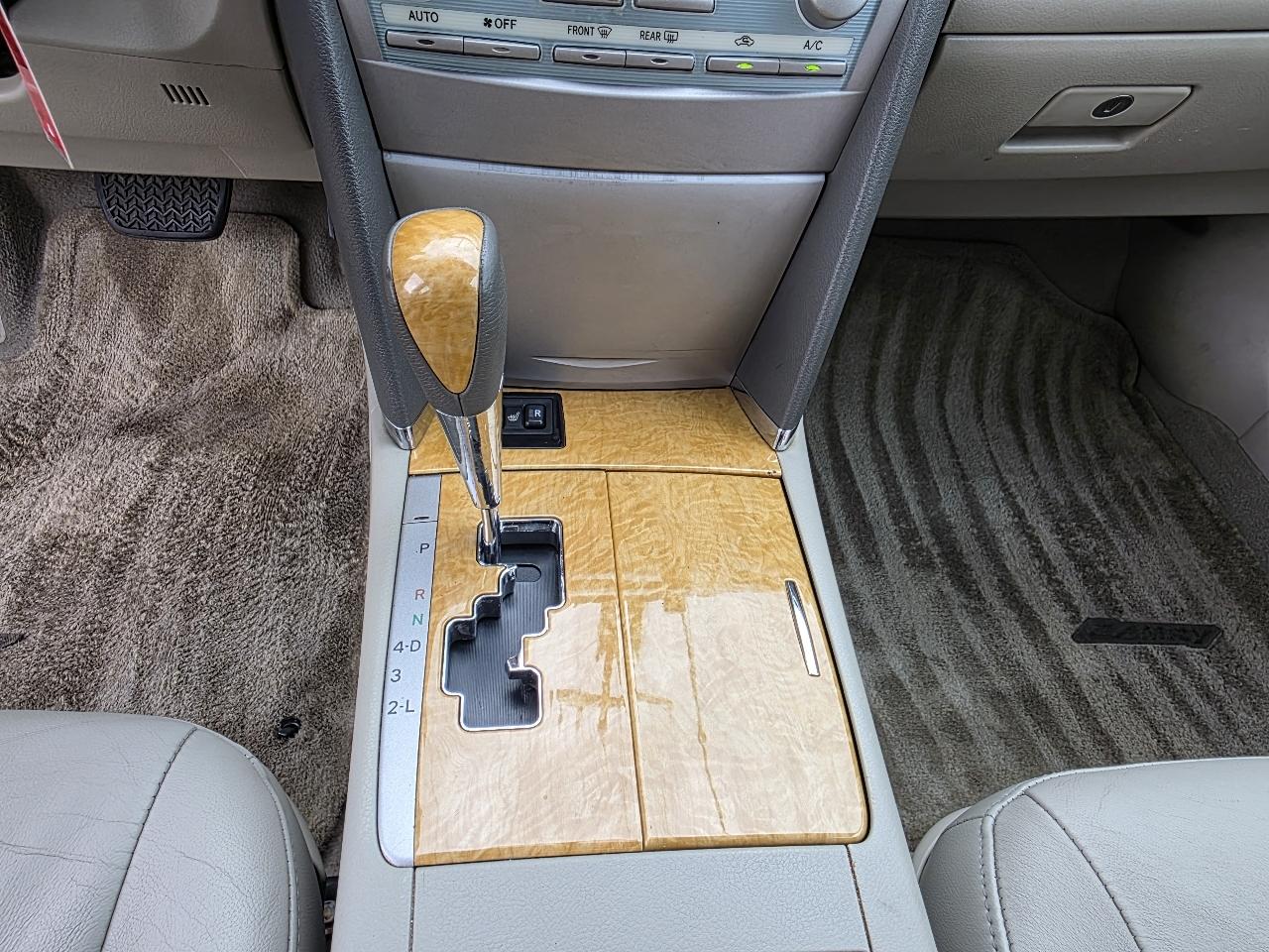 Toyota Camry XLE 4D Sedan 2007