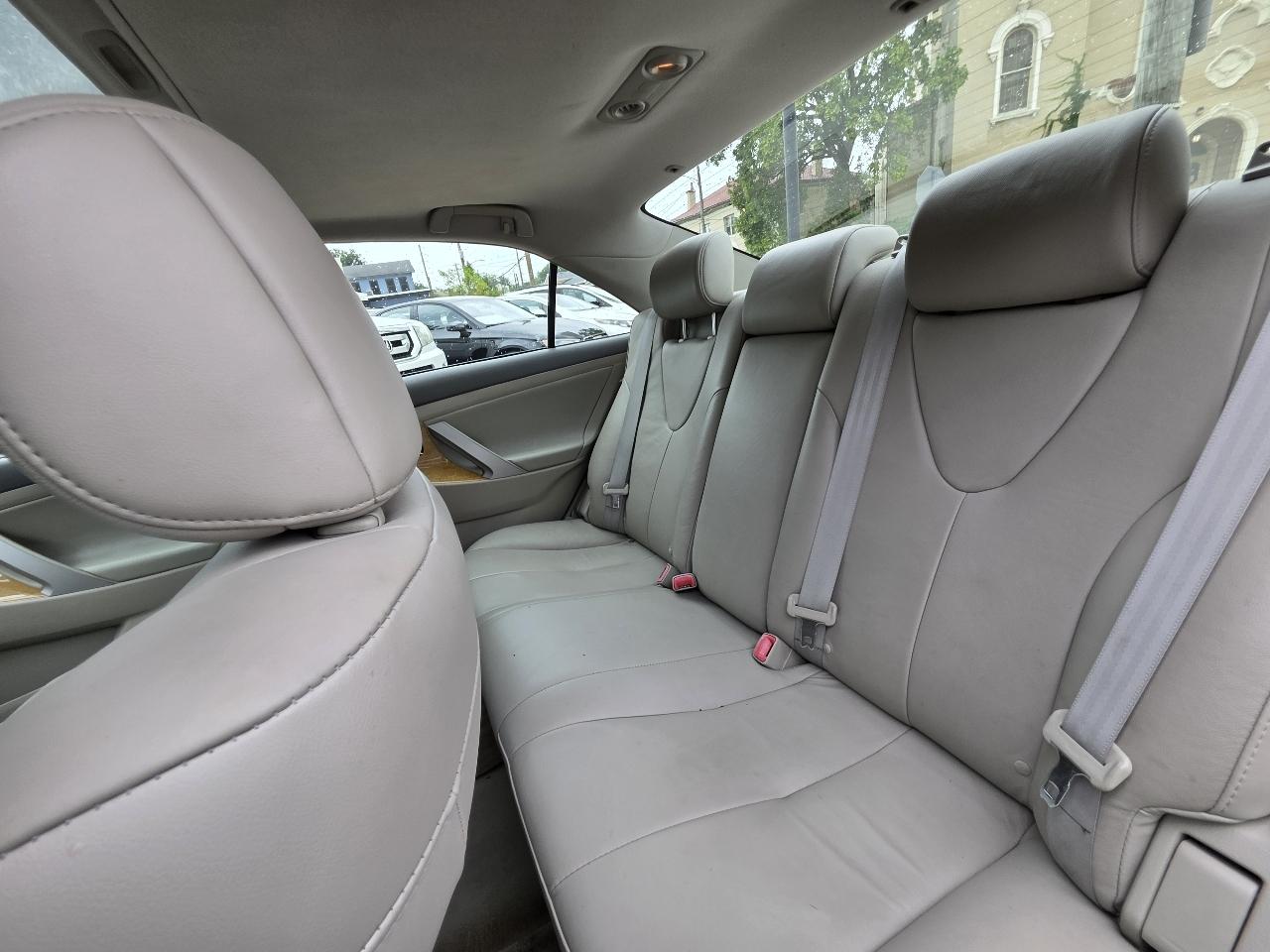 Toyota Camry XLE 4D Sedan 2007