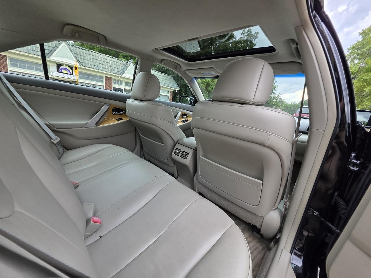 Toyota Camry XLE 4D Sedan 2007