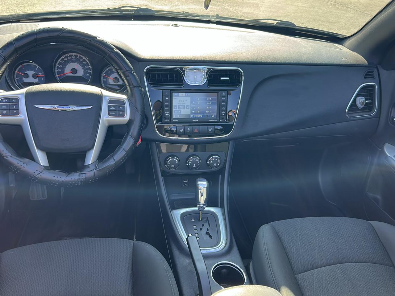 Chrysler 200 Touring Convertible 2012