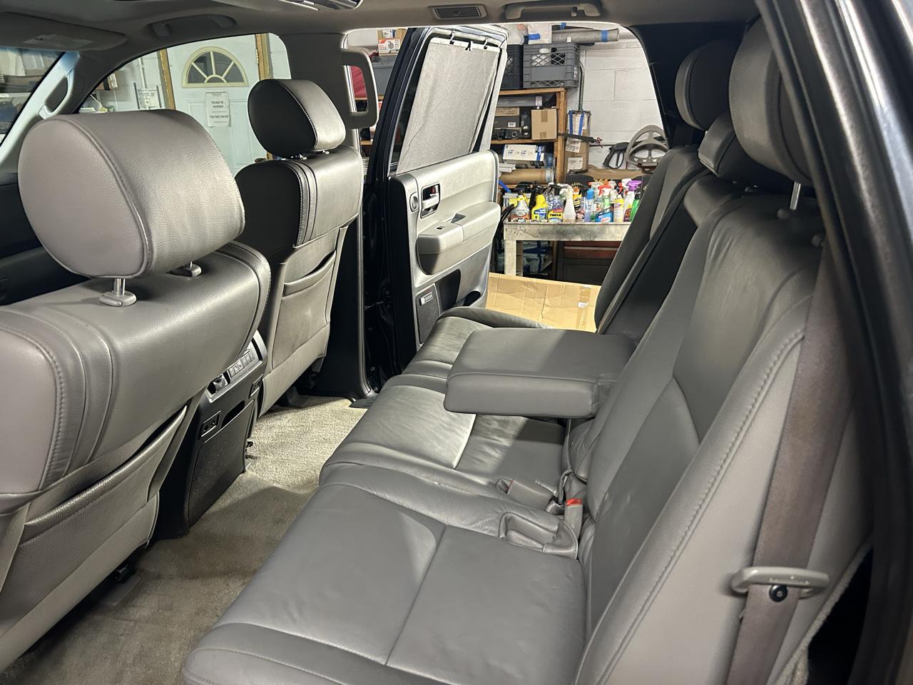 Toyota Sequoia Limited 4WD 2008