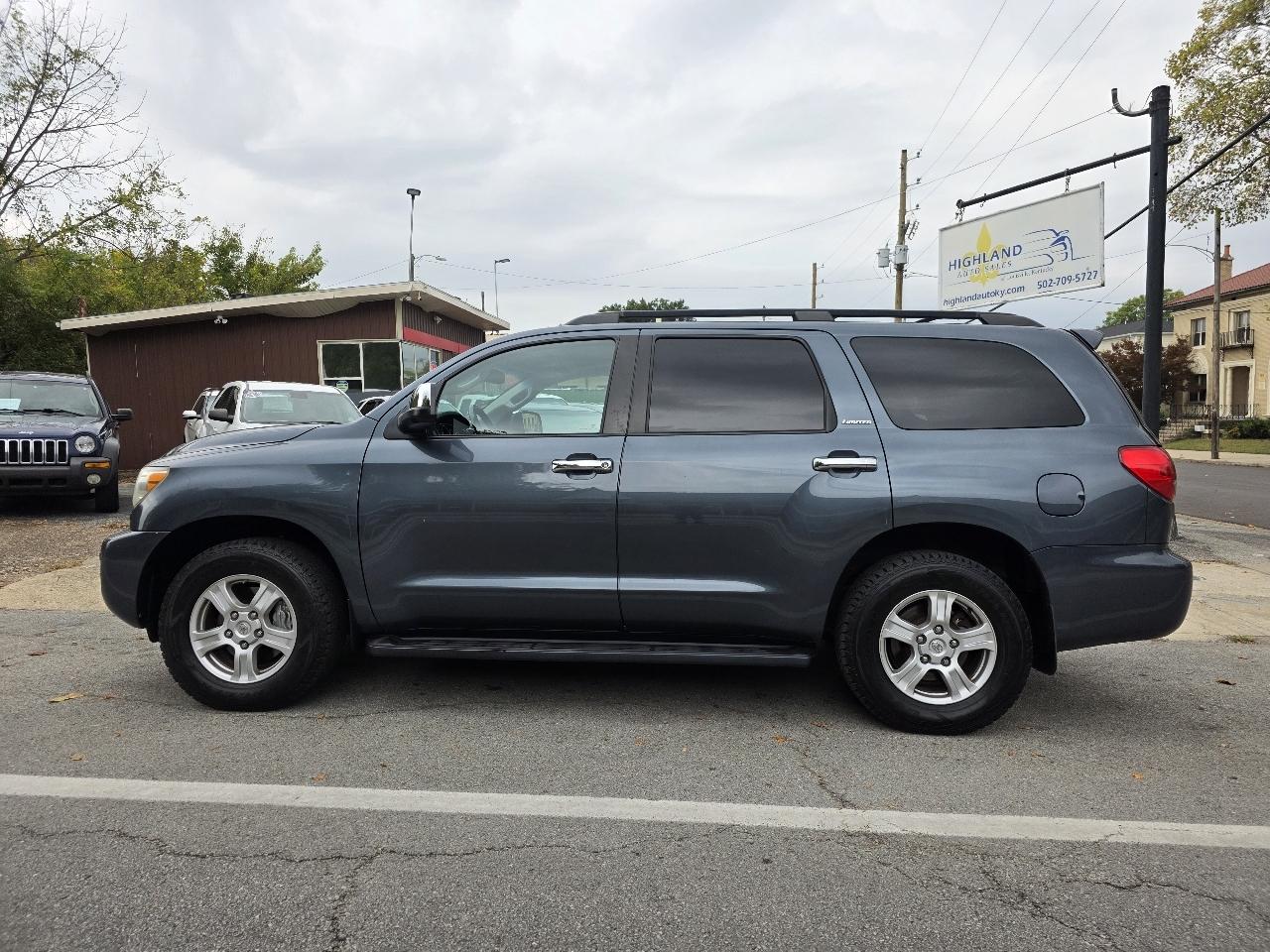 Toyota Sequoia Limited 4WD 2008