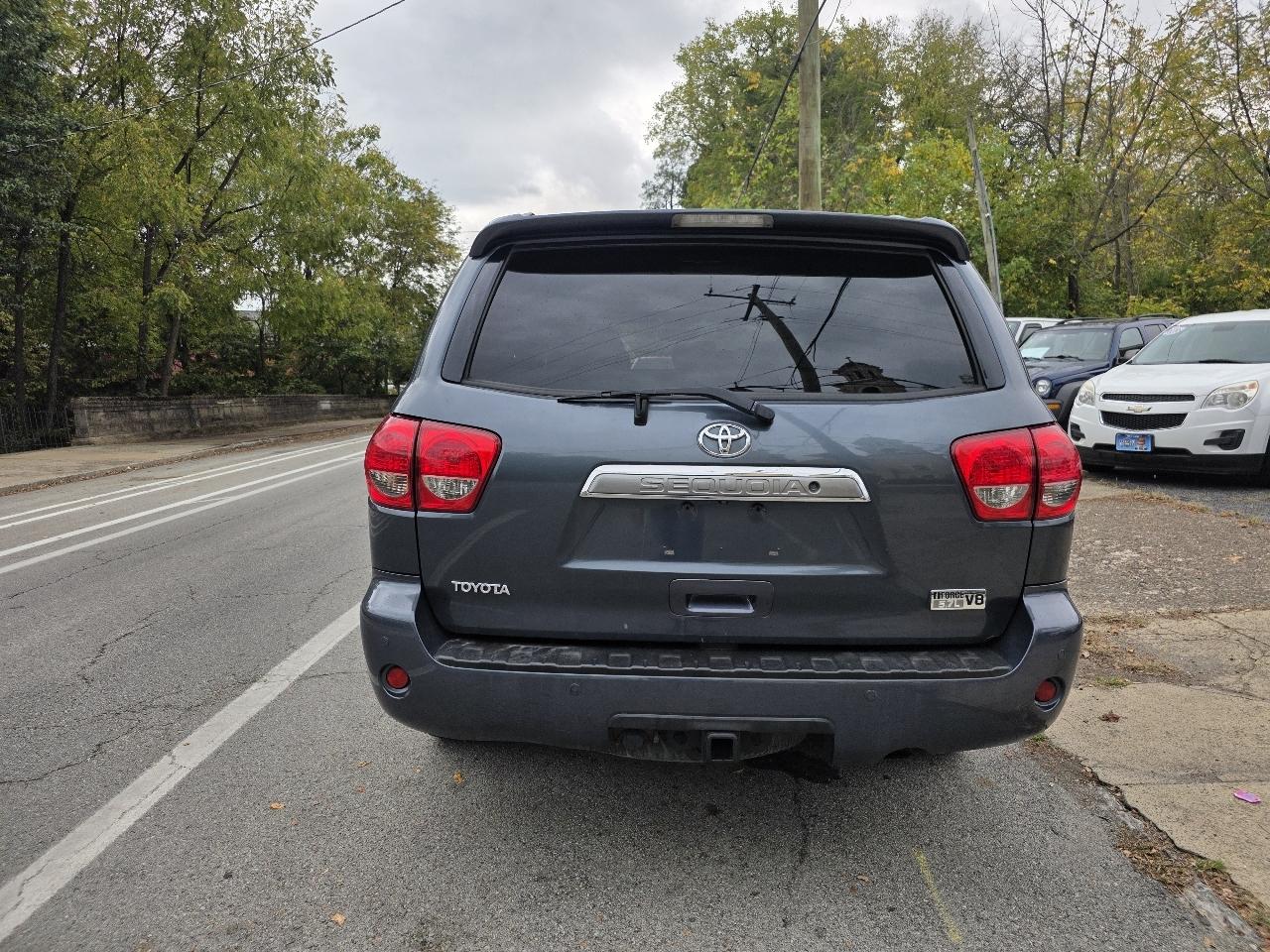 Toyota Sequoia Limited 4WD 2008
