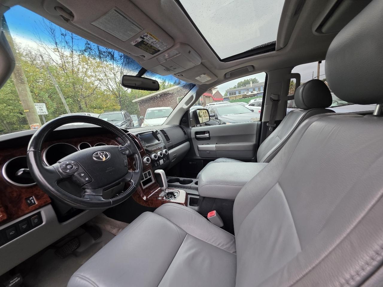 Toyota Sequoia Limited 4WD 2008