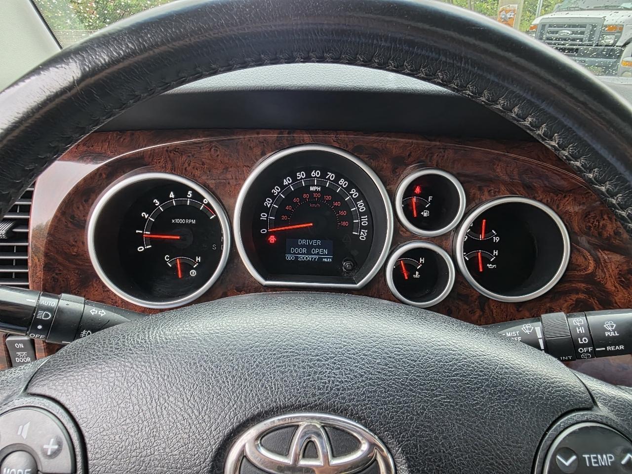 Toyota Sequoia Limited 4WD 2008