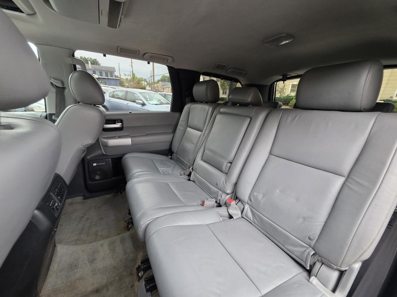 Toyota Sequoia Limited 4WD 2008