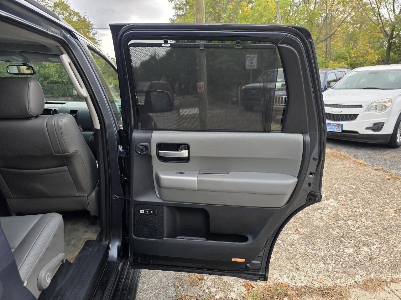 Toyota Sequoia Limited 4WD 2008