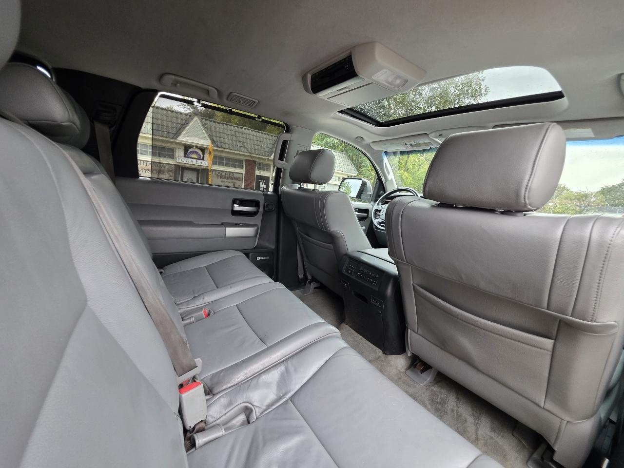 Toyota Sequoia Limited 4WD 2008
