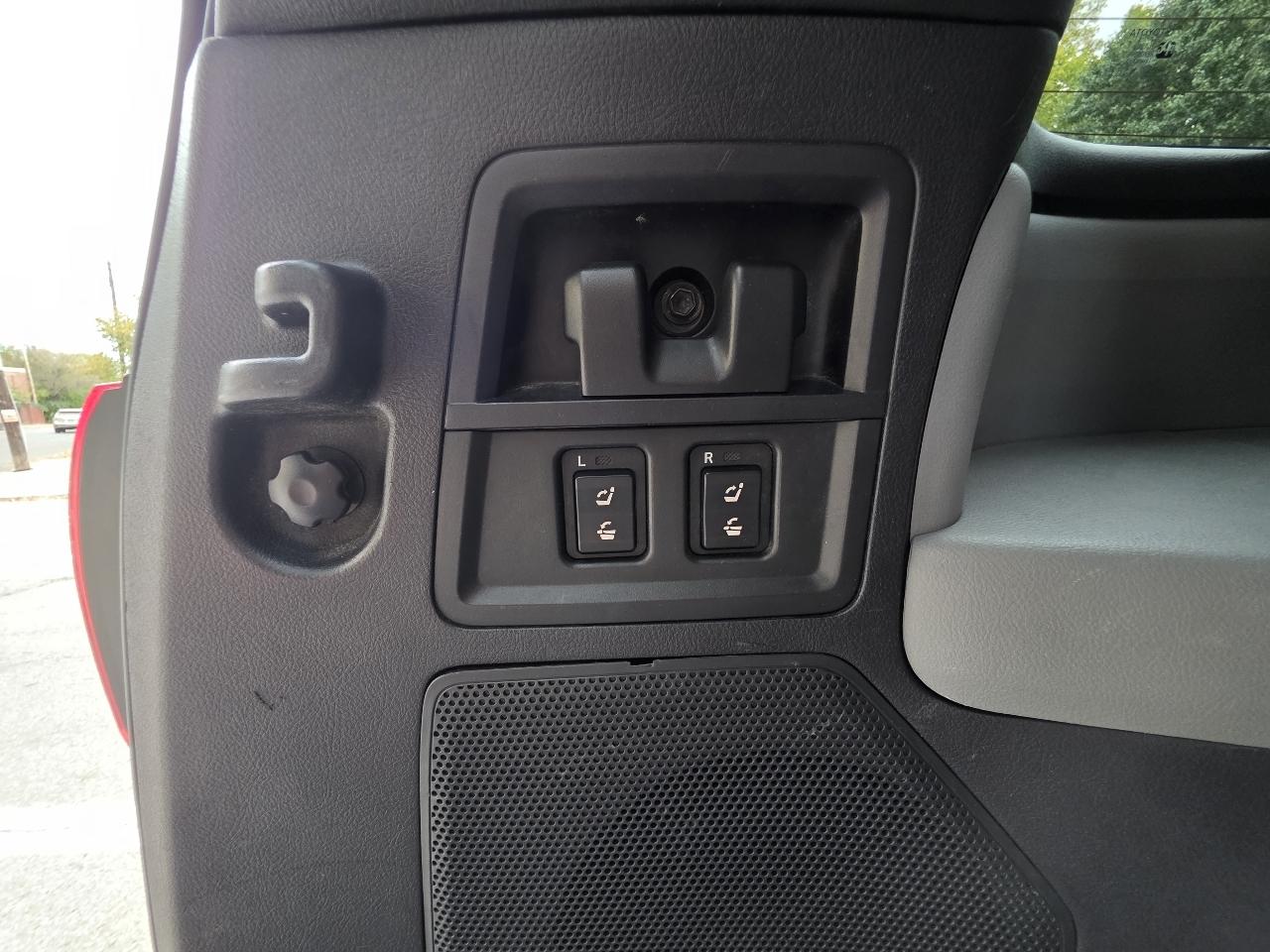 Toyota Sequoia Limited 4WD 2008