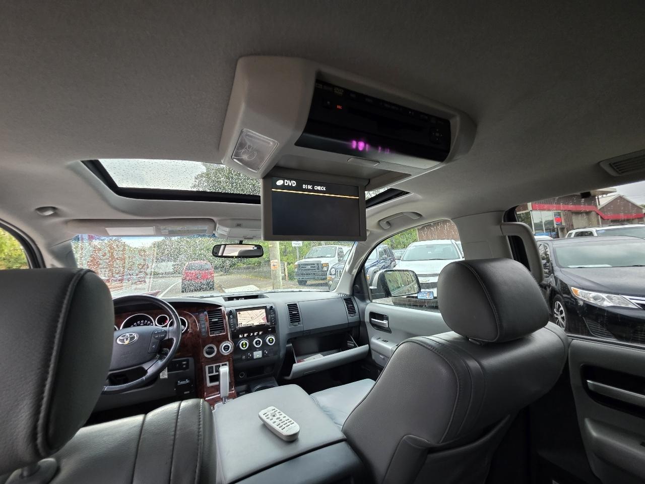 Toyota Sequoia Limited 4WD 2008