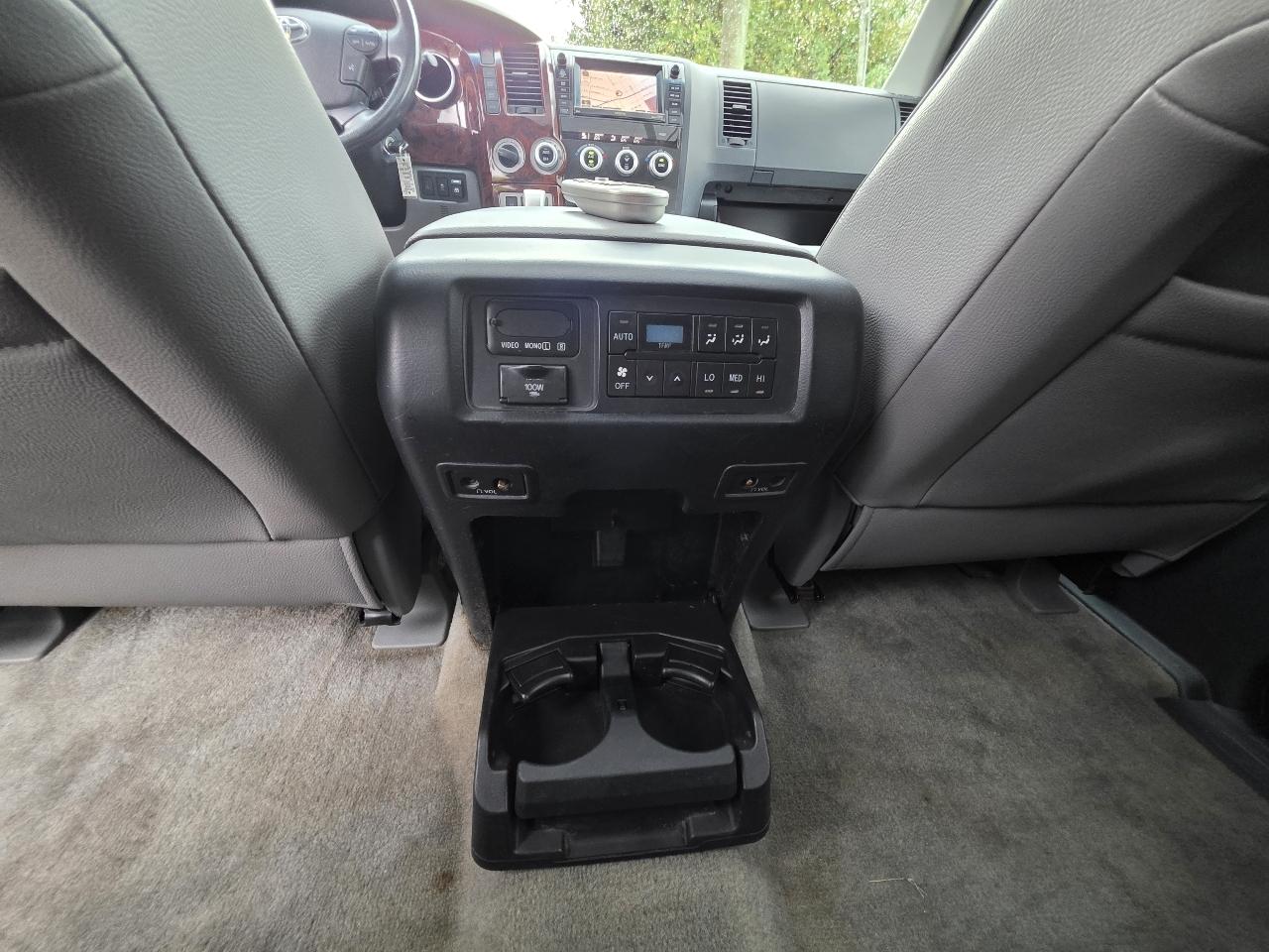 Toyota Sequoia Limited 4WD 2008