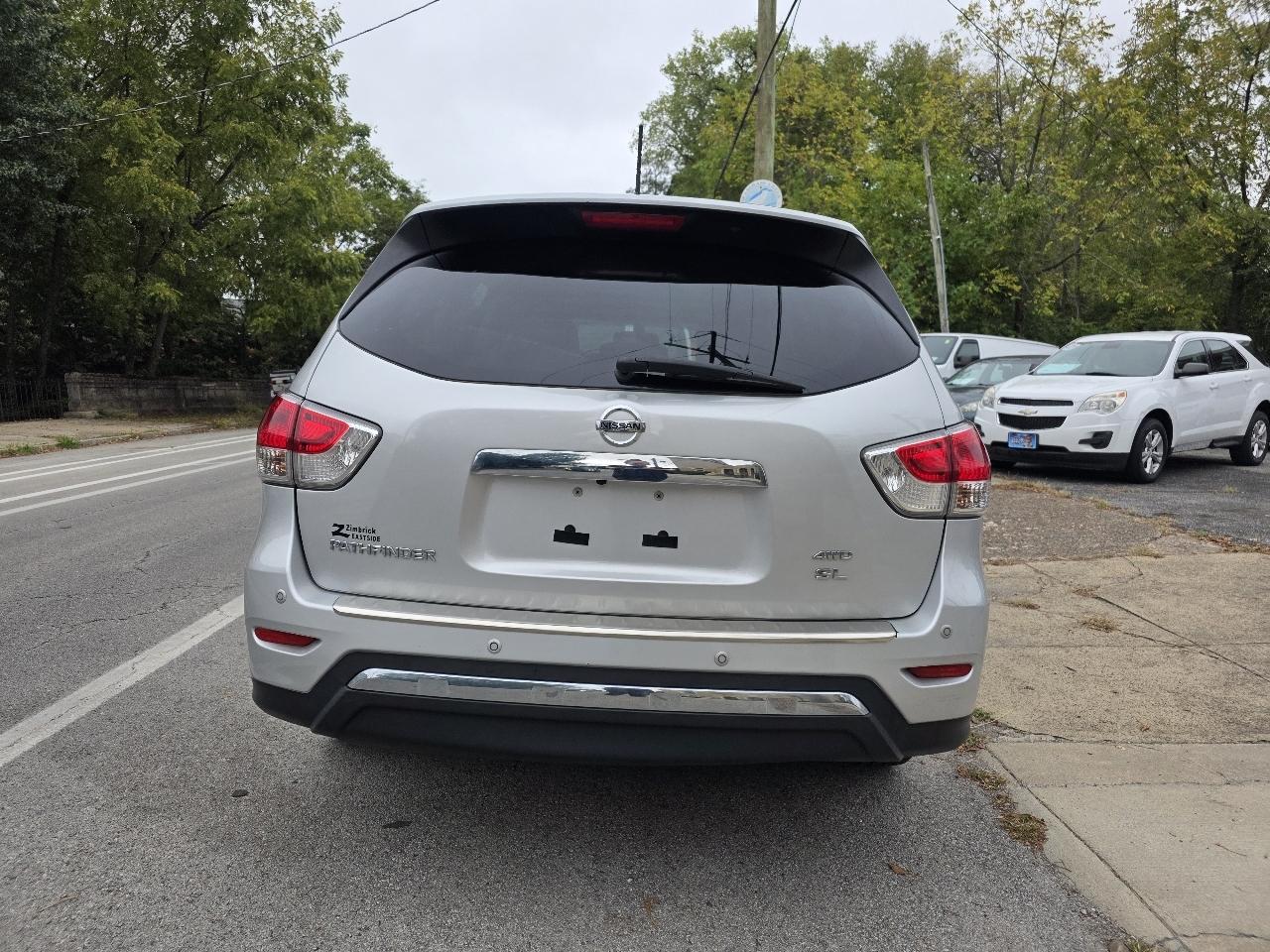 Nissan Pathfinder SL 4D SUV 4WD 2014