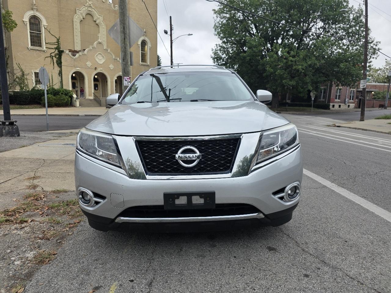 Nissan Pathfinder SL 4D SUV 4WD 2014