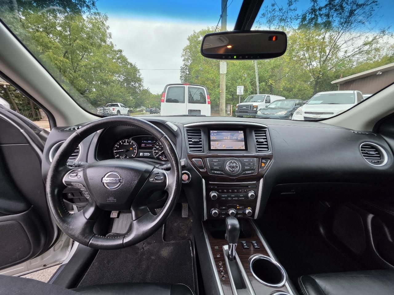 Nissan Pathfinder SL 4D SUV 4WD 2014