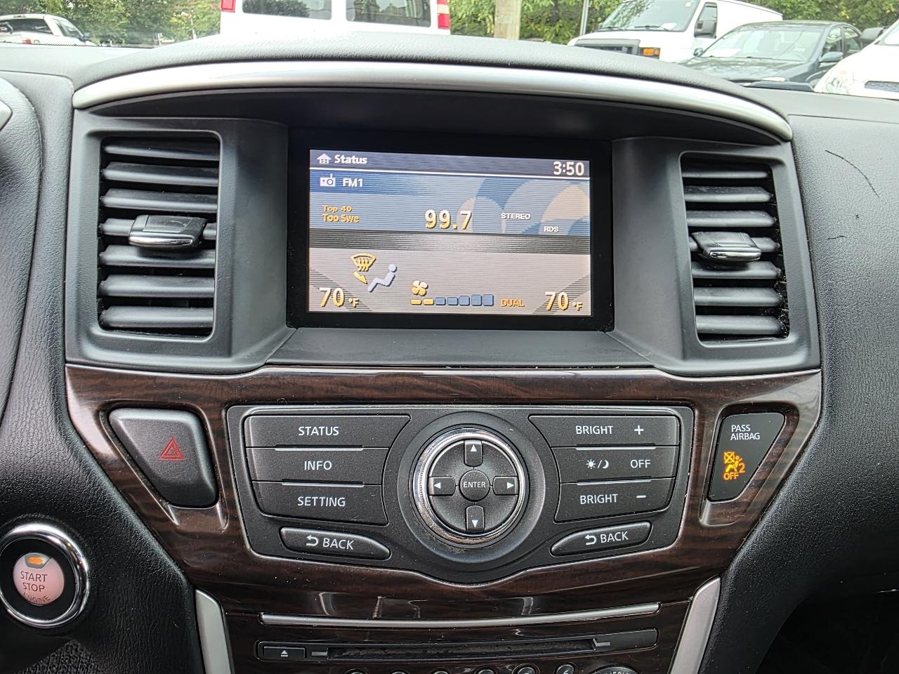 Nissan Pathfinder SL 4D SUV 4WD 2014