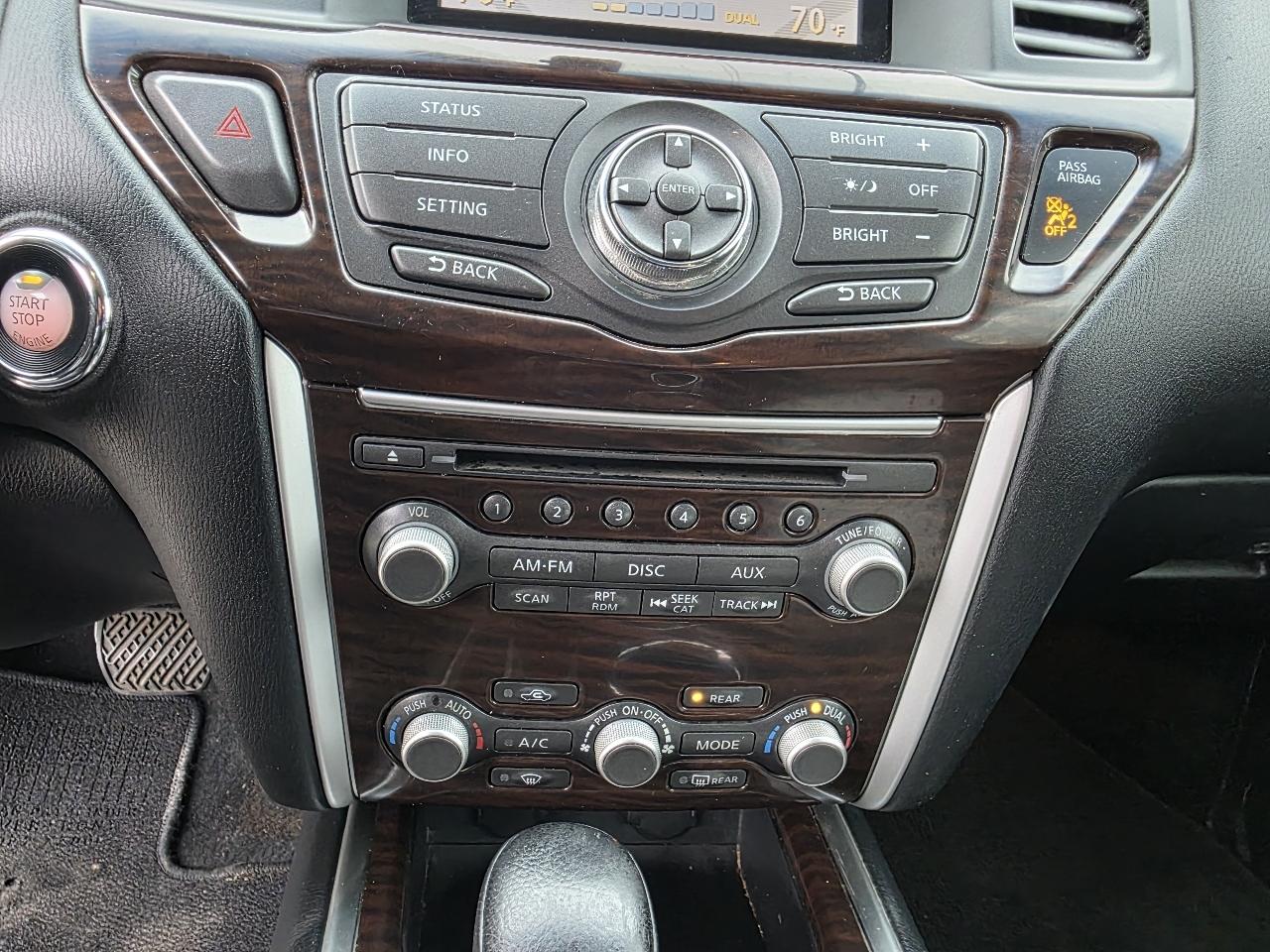 Nissan Pathfinder SL 4D SUV 4WD 2014