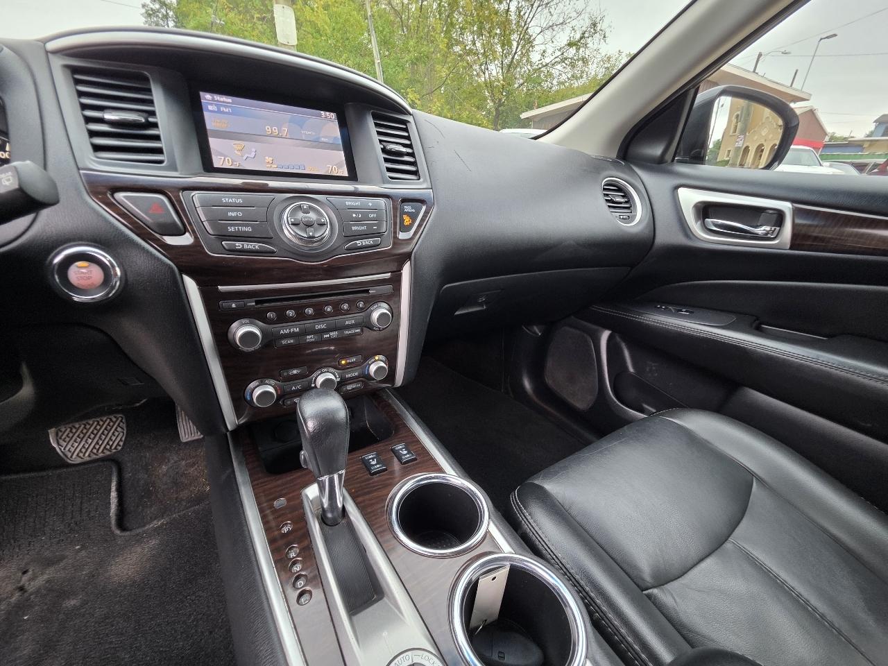 Nissan Pathfinder SL 4D SUV 4WD 2014
