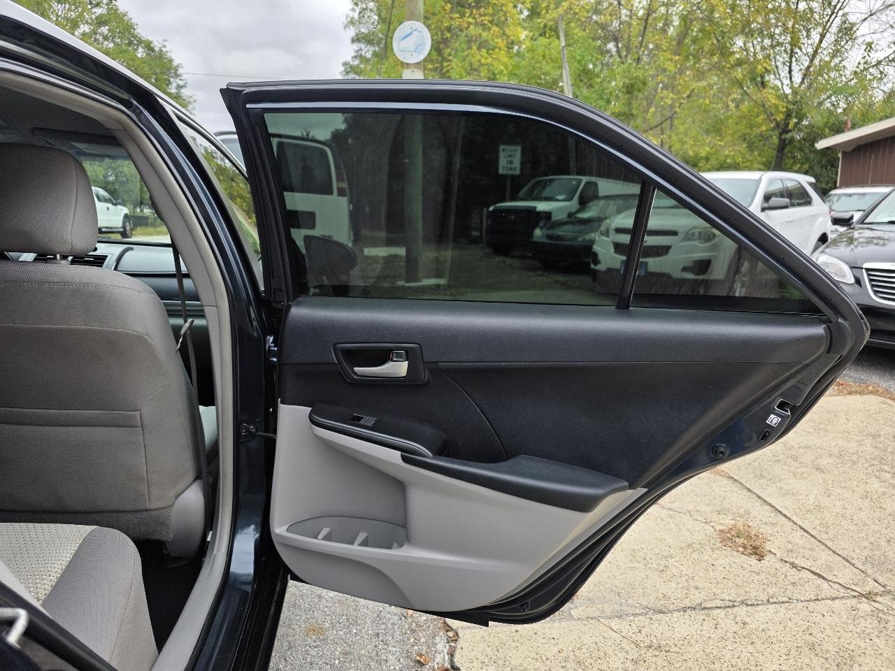 Toyota Camry LE 2012