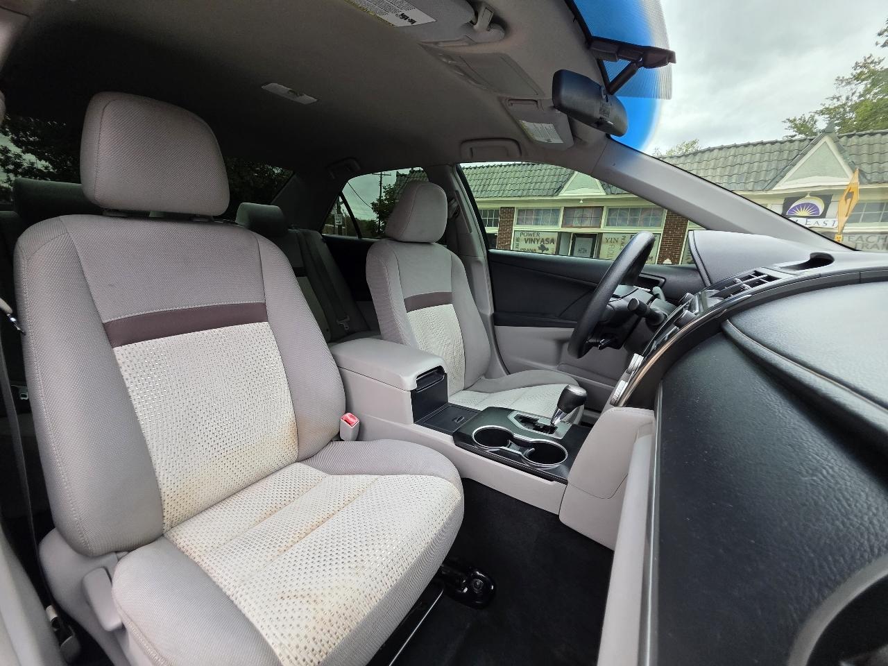 Toyota Camry LE 2012