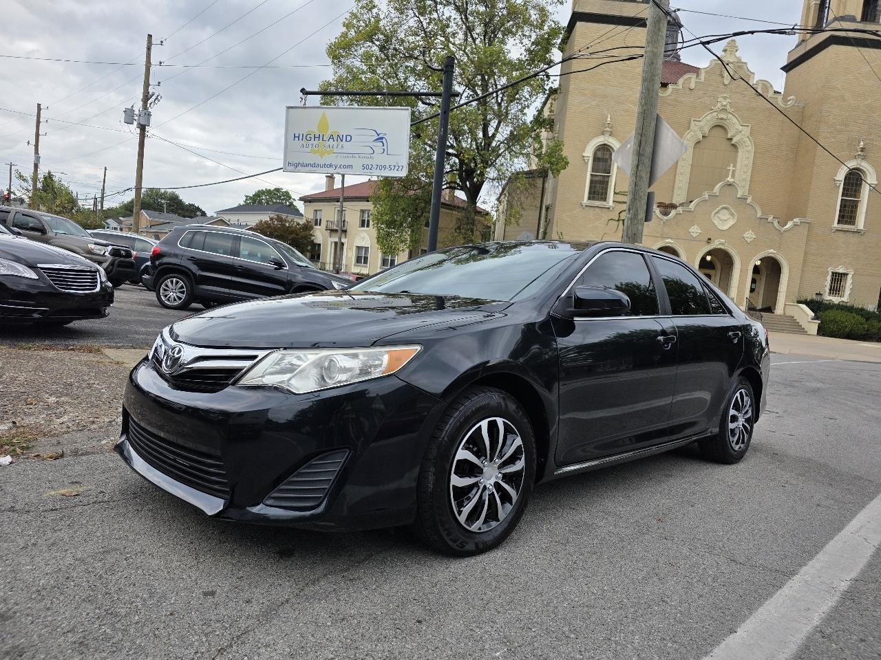Toyota Camry LE 2012
