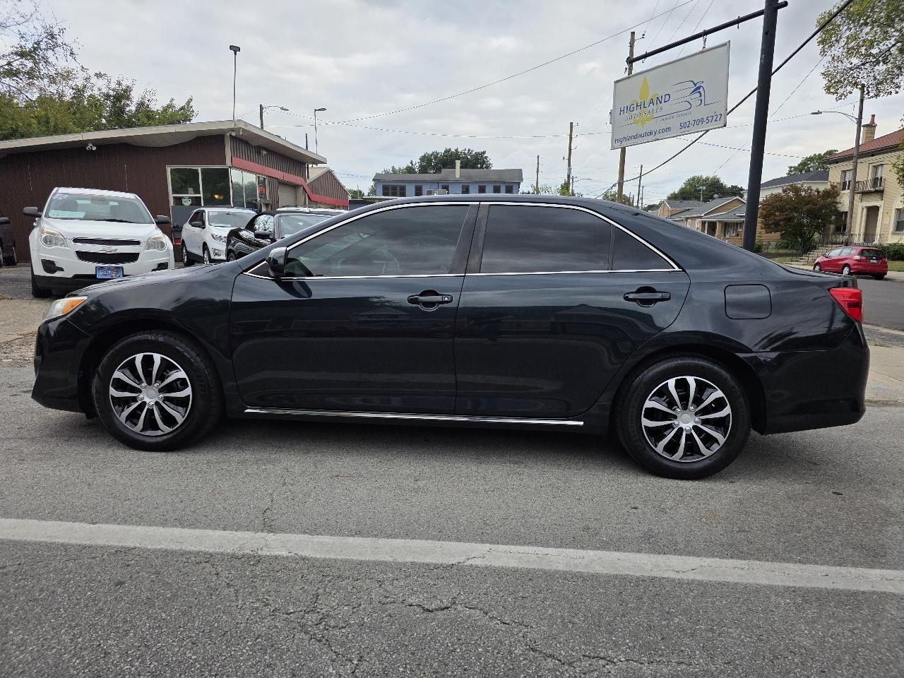 Toyota Camry LE 2012