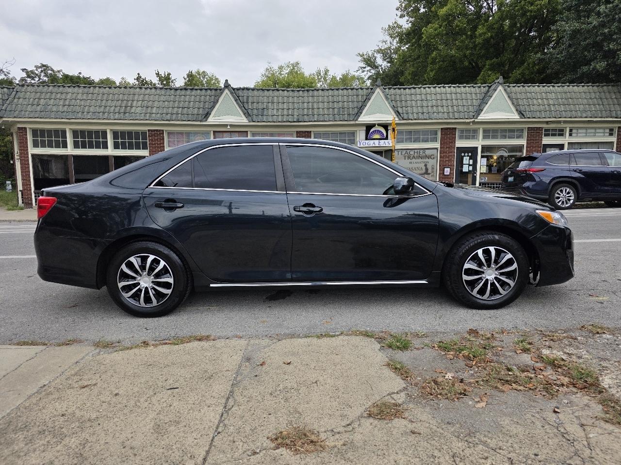 Toyota Camry LE 2012