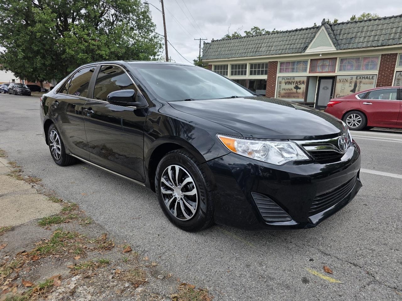 Toyota Camry LE 2012