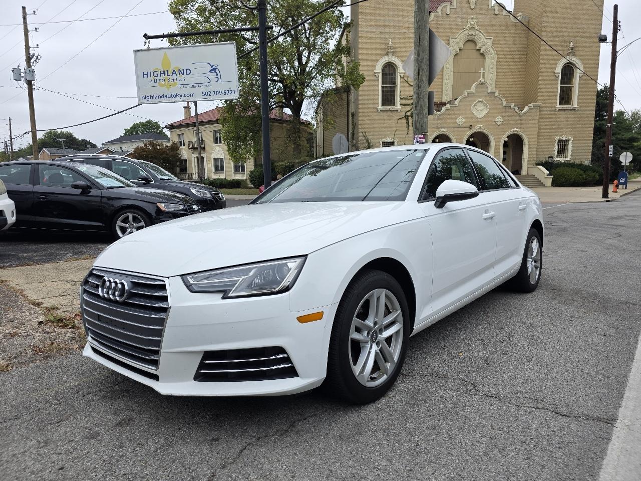 Audi A4 2.0T Premium quattro Sedan 2017