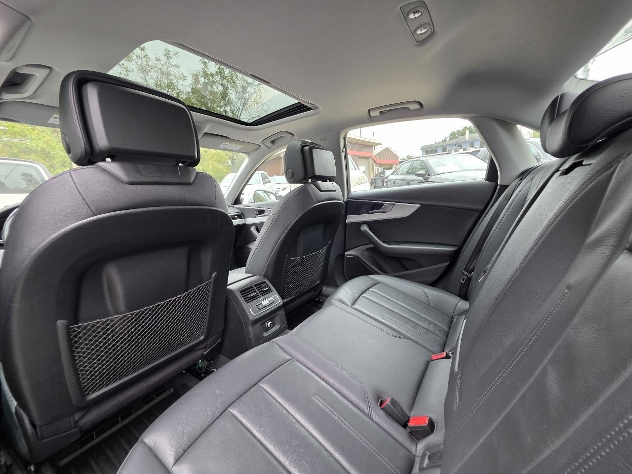 Audi A4 2.0T Premium quattro Sedan 2017