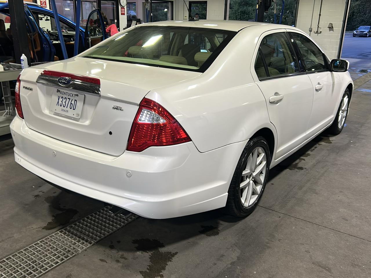 Ford Fusion SEL 2010