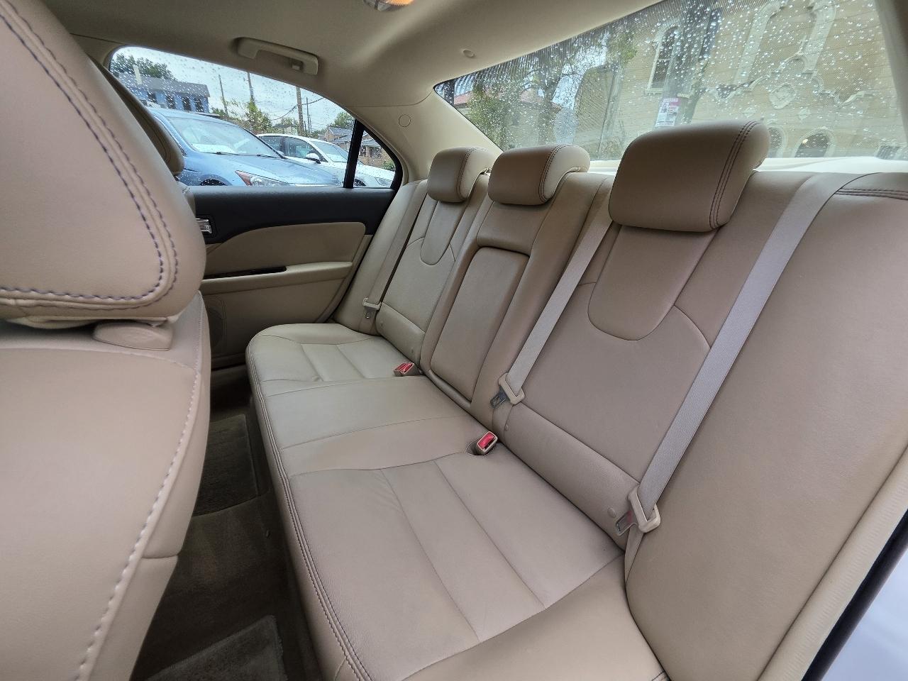 Ford Fusion SEL 2010