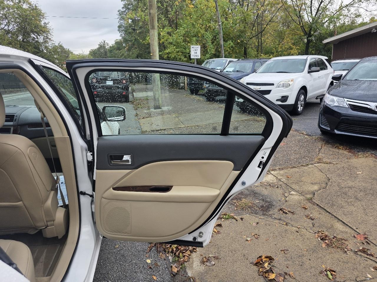 Ford Fusion SEL 2010