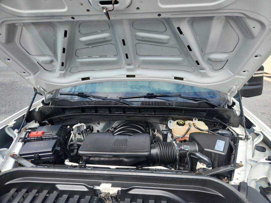 GMC Sierra 1500 Base Crew Cab Short Box 4WD 2021