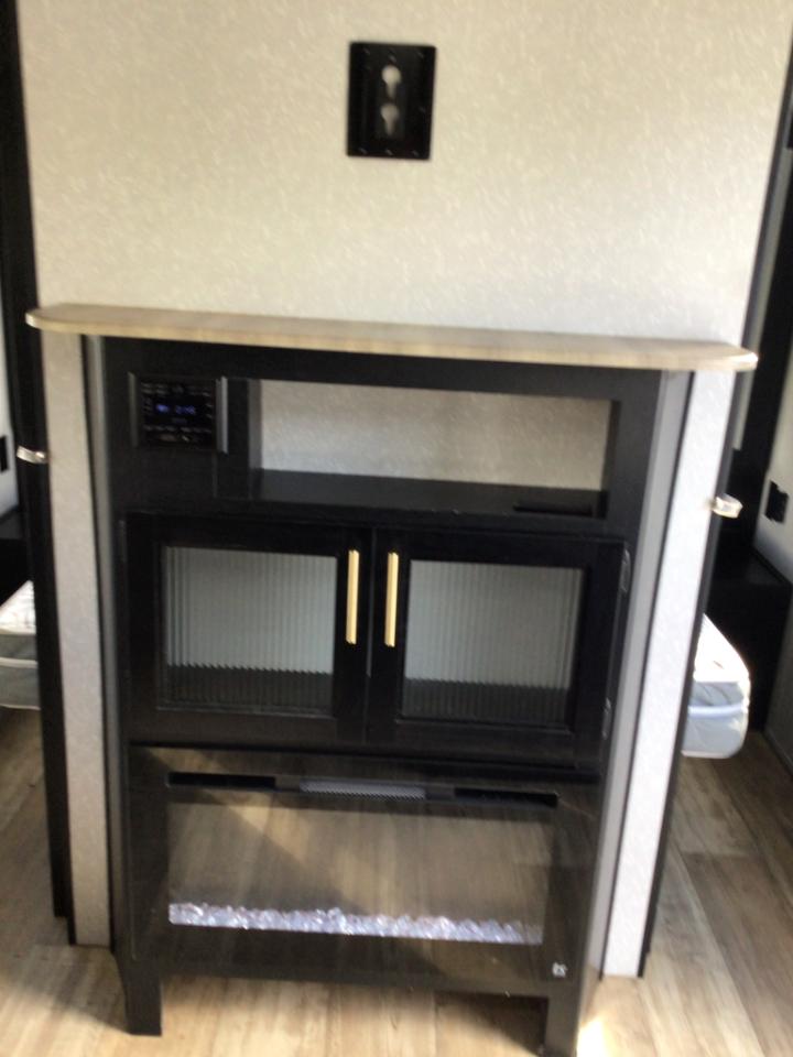 Forest River Cherokee  2022