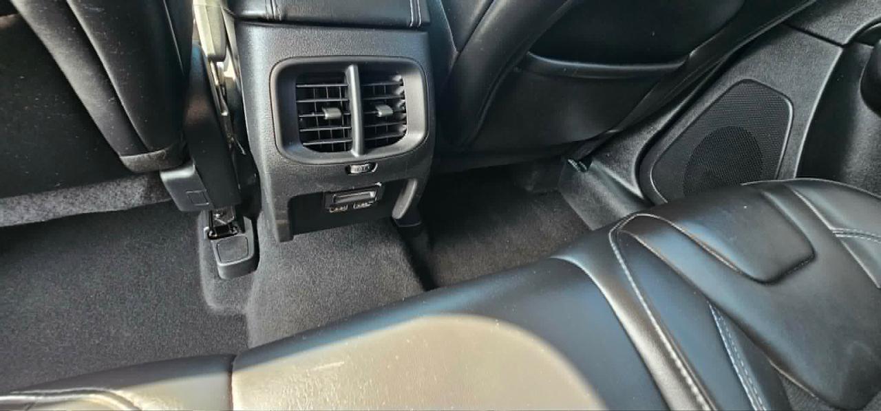 Jeep Cherokee Latitude Plus 4WD 2019