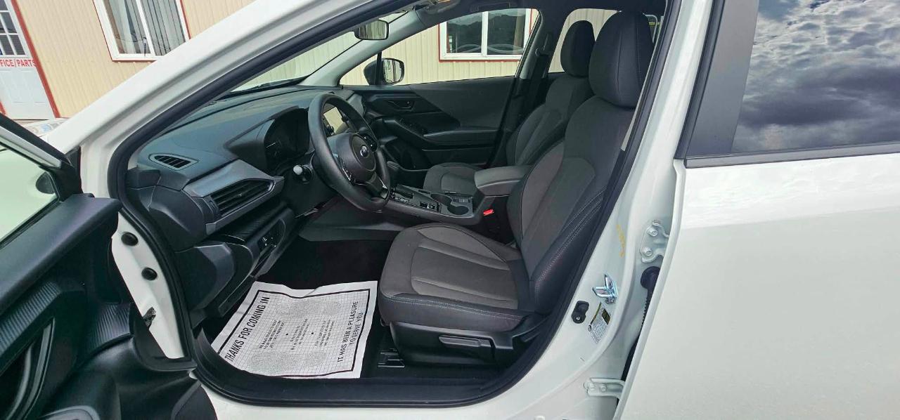 Subaru Crosstrek Base 2025