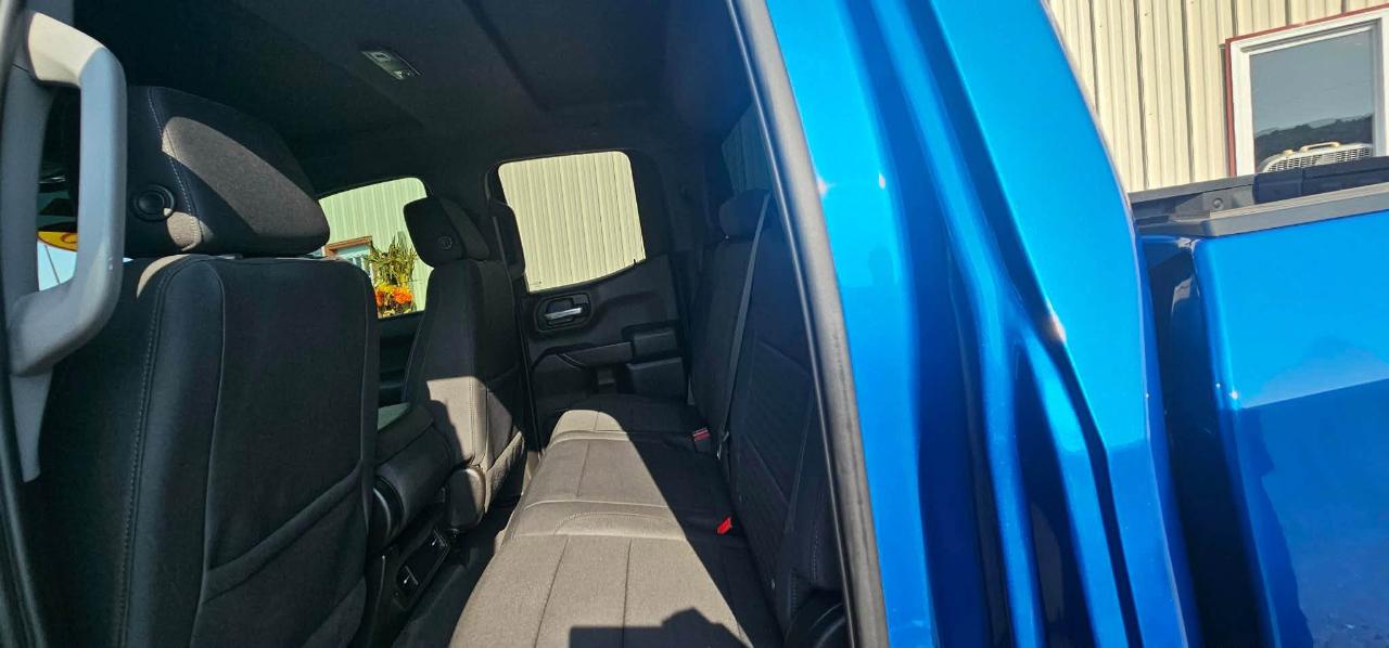 Chevrolet Silverado 1500 Custom Double Cab 4WD 2023